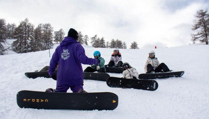 We Snowboard School